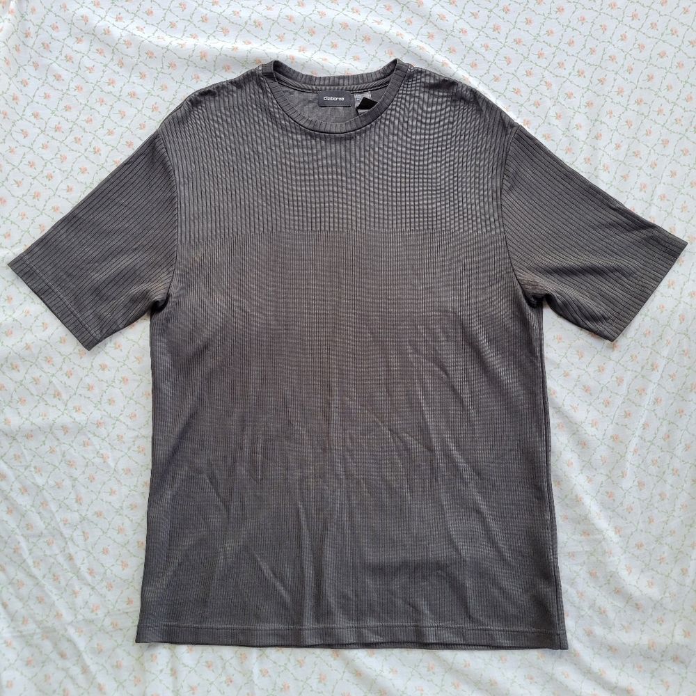 Claiborne Size Large Black Short Sleeve Ribbed Tee